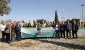 مراسم کاشت درخت در صدا و سیمای استان مرکزی 