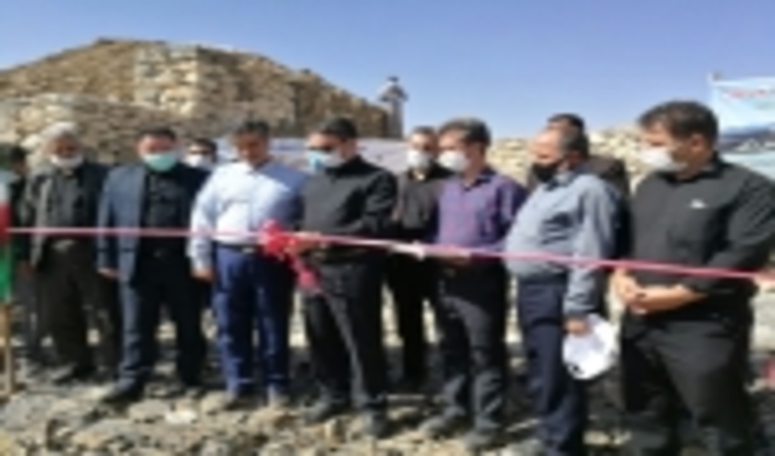 افتتاح پروژه آبخیزداری  پخش سیلاب شهرستان کمیجان 