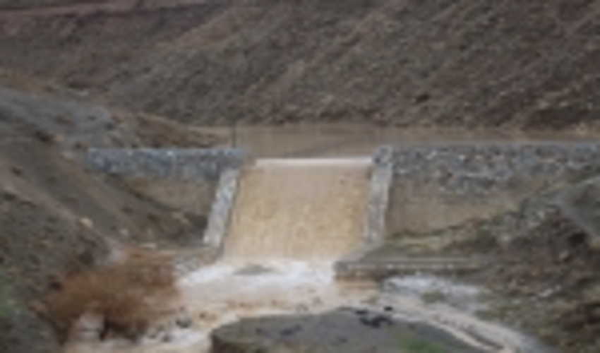 15 درصد از ظرفیت بندهای آبخیزداری اداره کل منابع طبیعی و آبخیزداری استان مرکزی آبگیری شد.