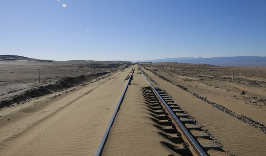 تغییرات آب‌وهوایی و خشکسالی عوامل زیربنایی تشدید طوفان های ماسه ای و گرد و غبار