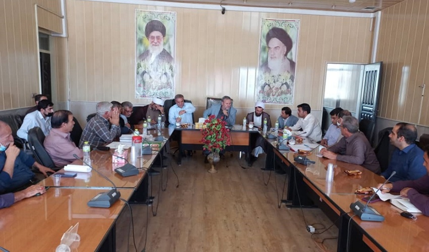 نشست بررسی مشکلات ۱۵۰ هکتار از اراضی ملی تحویلی به بنیاد مسکن در شهرستان ساوه برگزار شد.