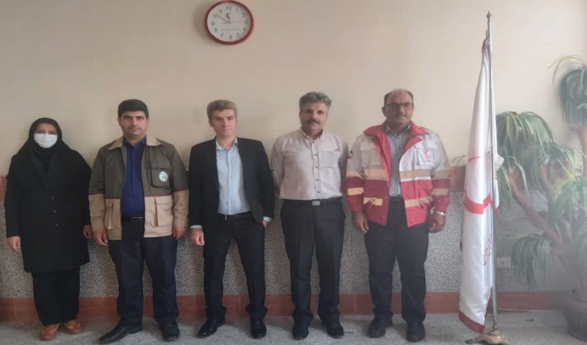 نشست هماهنگی برگزاری طرح کاروان نیکوکاری با رویکرد حفظ واحیای منابع طبیعی در شهرستان زرندیه برگزار شد.