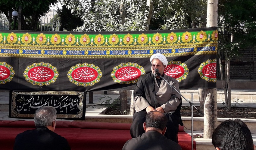 مراسم پرفیض زیارت عاشورا در دهه اول محرم برگزار شد