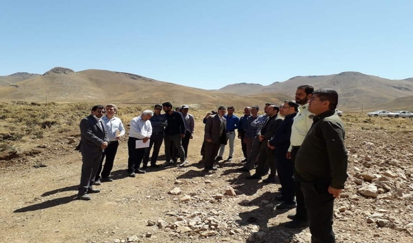 بند خاکی روستای چناقچی علیا شهرستان زرندیه بهره برداری و افتتاح شد.