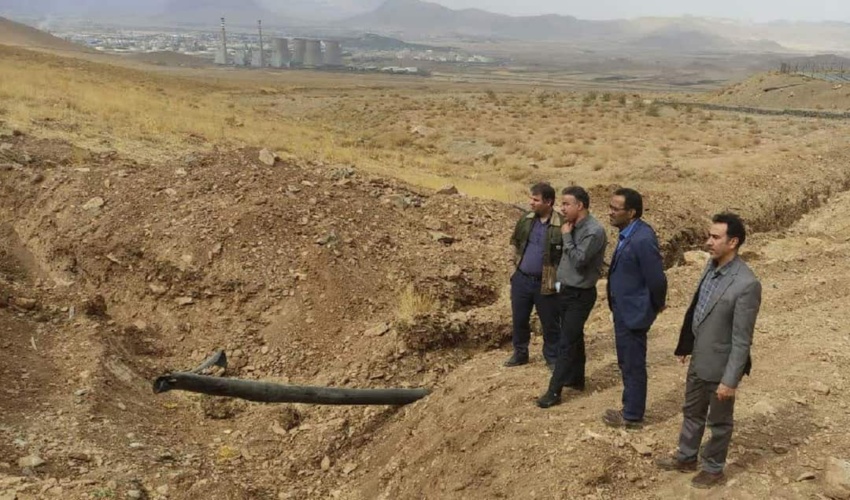 مدیرکل منابع طبیعی و آبخیزداری استان مرکزی از طرح‌ جنگلکاری دو هزار هکتاری چپقلی اراک بازدید کرد.