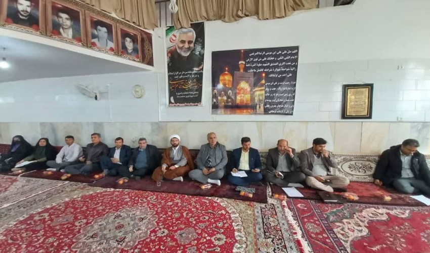 دهگردشی سرپرست اداره منابع طبیعی و آبخیزداری شهرستان آشتیان برگزار شد.