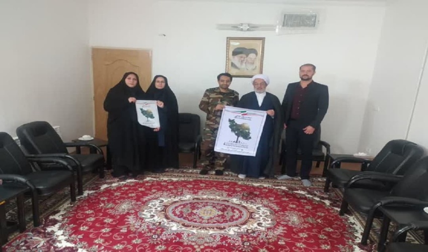 ملاقات رئیس و کارکنان منابع طبیعی  با امام جمعه شهرستان محلات به مناسبت هفته منابع طبیعی 