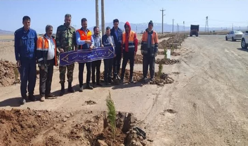 بر گزاری مراسم درختکاری در شهرستان کمیجان 