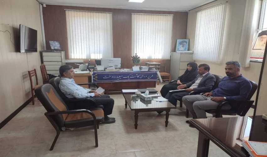 برگزاری نشست هماهنگی اداره منابع طبیعی و آبخیزداری شهرستان آشتیان با شرکت پاکدامن کیمیا ایرانیان 