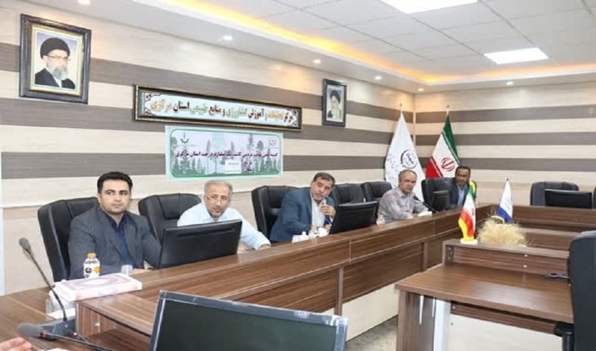 برگزاری چهارمین نشست کمیته علمی طرح مردمی کاشت یک میلیارد درخت در استان مرکزی 