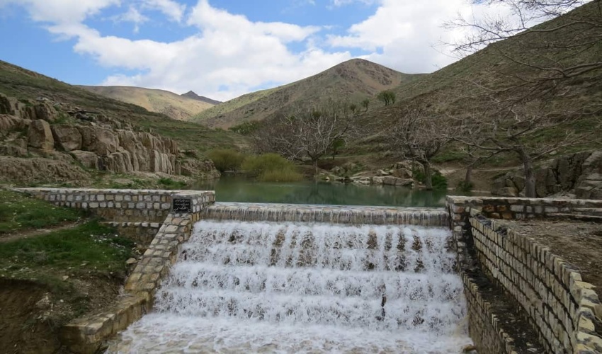 مرحله دوم پویش بذرکاری در آموزشگاه علمی تخصصی مالک اشتر شهرستان اراک برگزار شد 