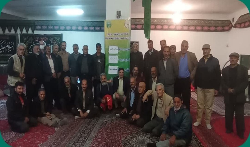 برگزاری کارگاه آموزشی ترویجی در دبیرستان حضرت ابوالفضل (ع) شهرستان خنداب 