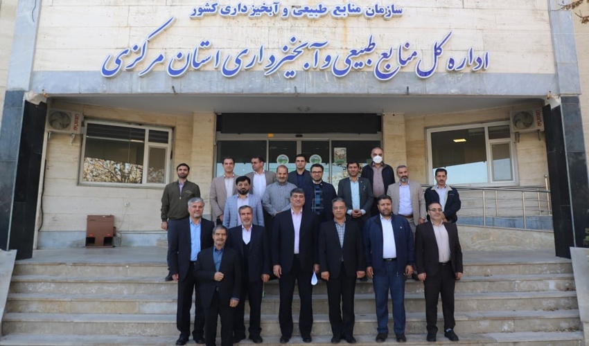 گزارش تصویری /نشست اعضای شورای اسلامی کلانشهر اراک در اداره کل منابع طبیعی و آبخیزداری استان مرکزی 