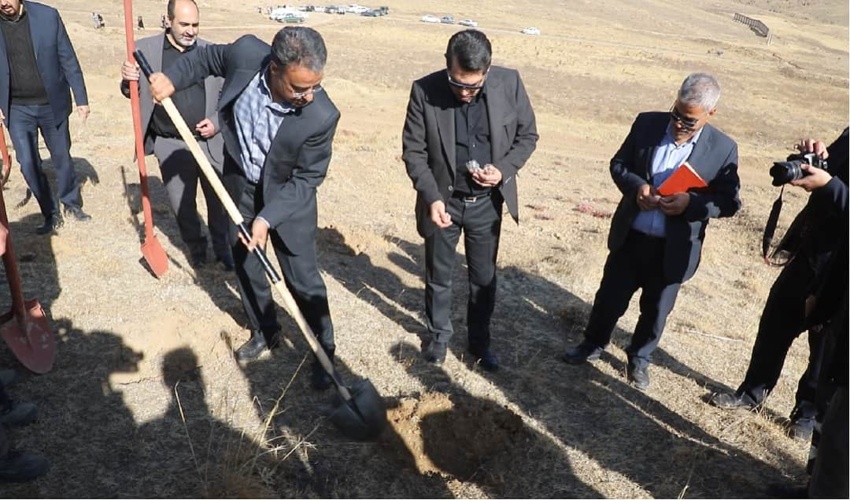 چهارمین پویش بذر کاری در دانشگاه علوم پزشکی اراک/۴۰ هکتار بذرکاری در استان مرکزی انجام شد