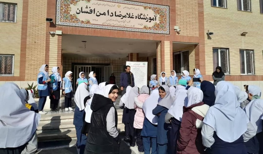 پيام تبريك مدیرکل منابع طبیعی و آبخیزداری استان مرکزی بمناسب کسب عنوان مدیر ارشد ارتباط گستر رئیس سازمان منابع طبیعی و آبخیزداری کشور 