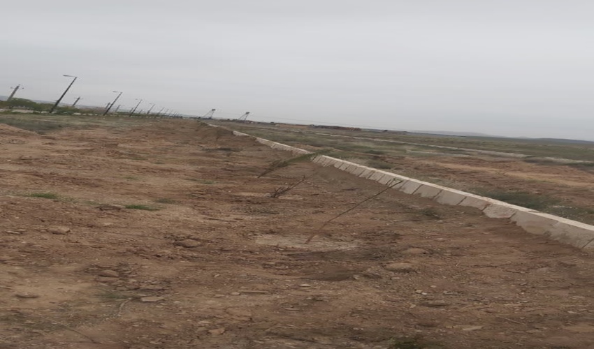 بازدید کارشناسان منابع طبیعی  از نحوه کاشت و نگهداری نهال های تحویلی به متقاضیان شهرک صنعتی روستای مزرعه نو