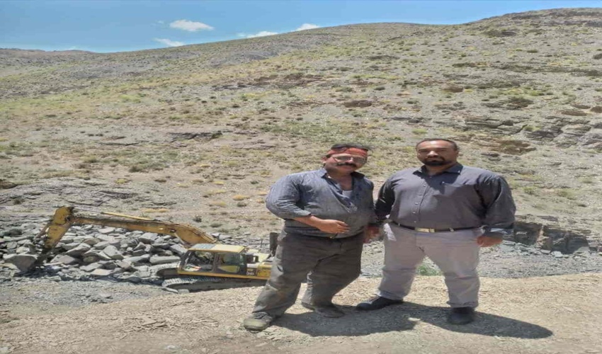 بازدید میدانی کارشناسان منابع طبیعی اراک از پروژه های آبخیزداری منطقه مودر