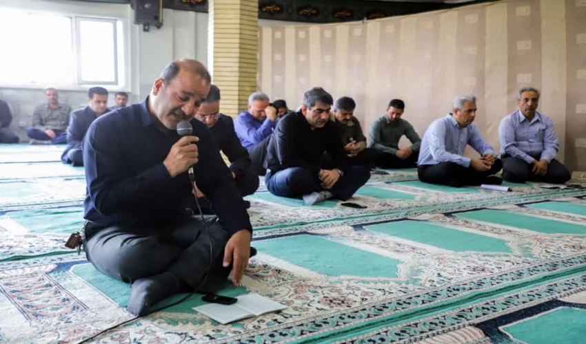 برگزاری مراسم عزاداری حضرت اباعبدالله الحسین علیه السلام در اداره کل منابع طبیعی و آبخیزداری استان مرکزی 