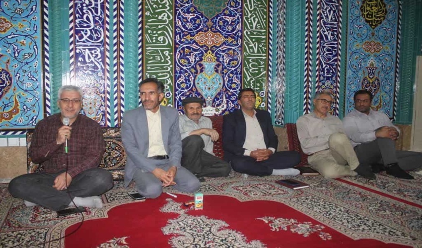 نشست بررسی مسائل و مشکلات تعدادی از روستاهای بخش مرکزی و کمره شهرستان خمین