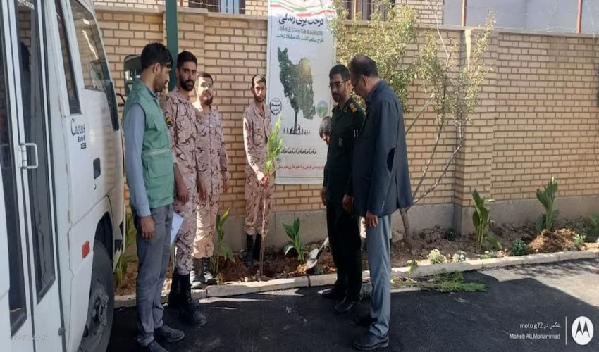 برگزاری پویش درختکاری مدافعان وطن در شهرستان زرندیه