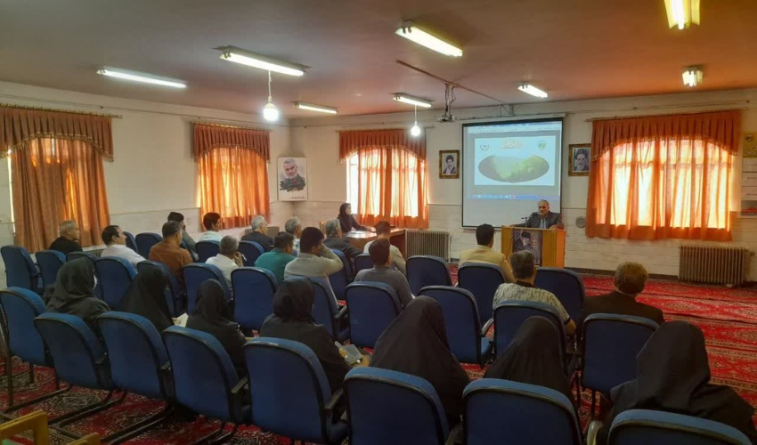 برگزاری دوره آموزشی ترویجی احداث و نگهداری بوستان روستایی در ساوه