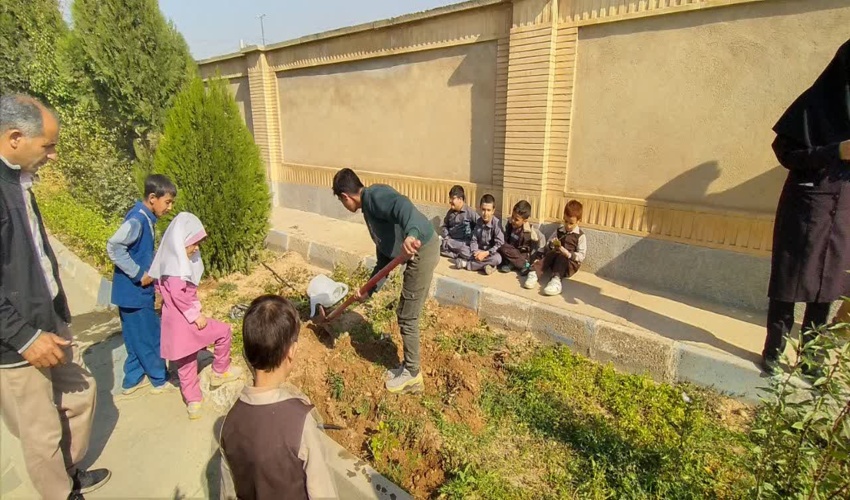 برگزاری دوره آموزشی آشنایی با مفاهیم منابع طبیعی در کمیجان