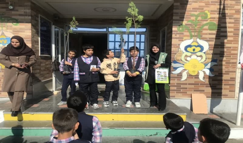 برگزاری پویش نهال کاری سبز در شازند