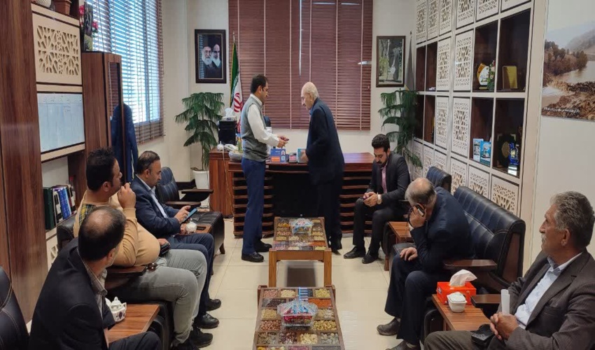 برگزاری آیین طبیعت گردی دانش آموزان ساوجی