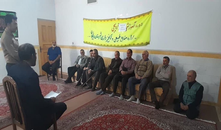 برگزاری دوره آموزشی مدیریت چرای دام در دلیجان 
