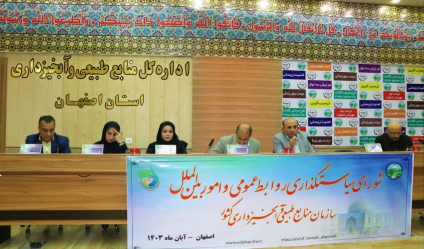 توزیع ۳۰ دستگاه آبشخور بهداشتی دام در استان مرکزی 