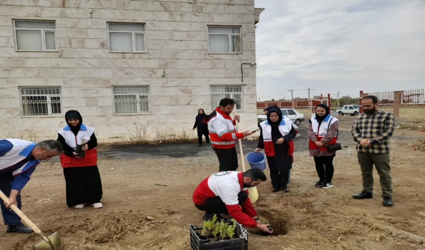 برگزاری پویش کاشت ۷۷ نهال در شهرستان فراهان