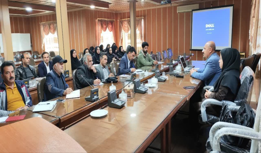 برگزاری دوره آموزشی نگهداری از فضای سبز ویژه دهیاران خمین