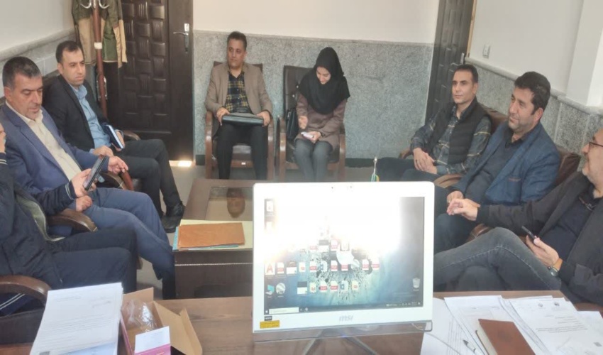 پیگیری اراضی پیشنهادی واگذاری به پارک علم و فناوری سلامت زرندیه