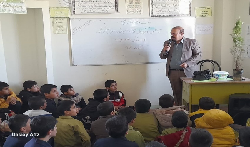 برگزاری دوره آموزشی کاشت بذر درخت در یکی از مدارس خمین