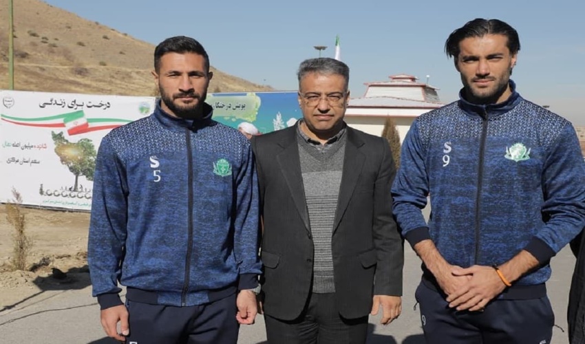 موسیمانه در اراک درخت کاشت