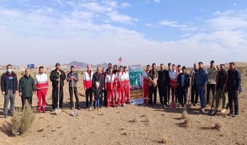 برگزاری پویش درختکاری "در سایه مادر"در زرندیه