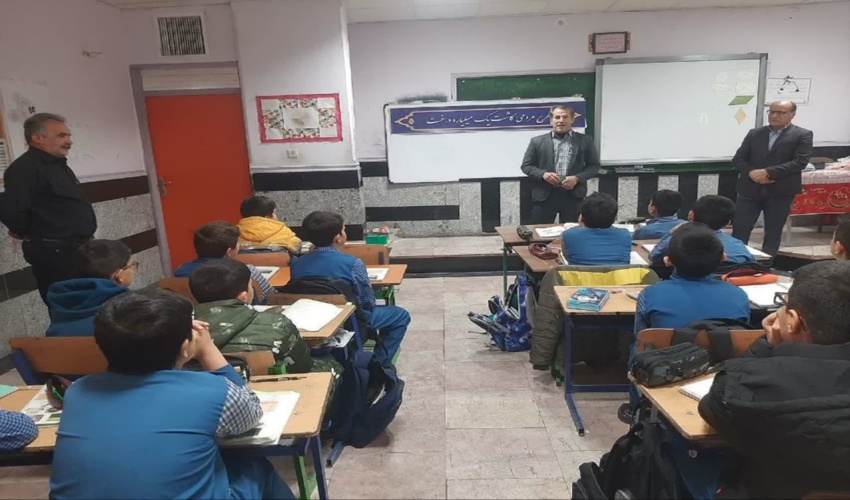 برگزاری دوره آموزشی آشنایی با منابع طبیعی در یکی از مدارس تفرش