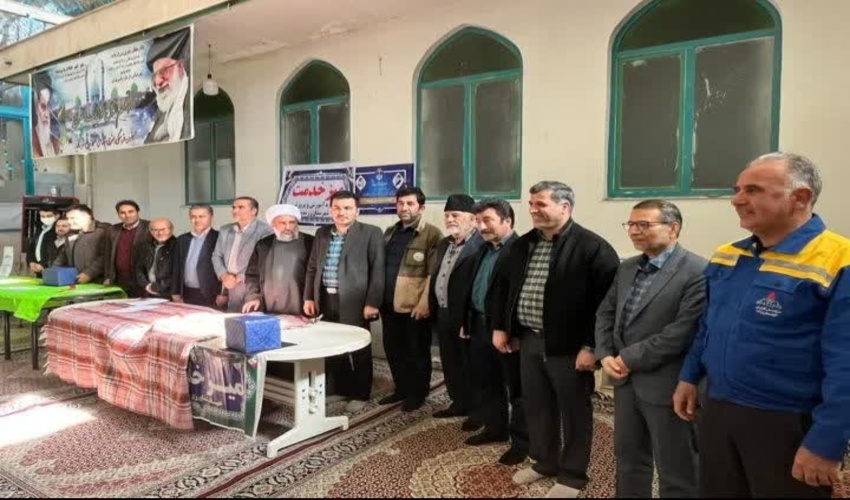 برپایی میز خدمت اداره منابع طبیعی و آبخیزداری زرندیه