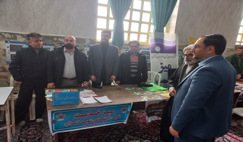 برپایی میز خدمت اداره منابع طبیعی و آبخیزداری خنداب