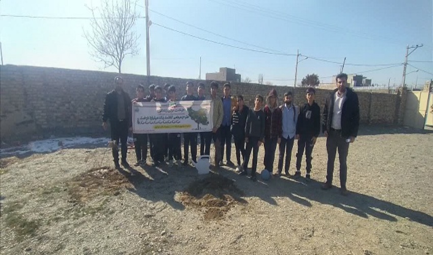    برگزاری دوره آموزشی منابع طبیعی در یکی مدارس کمیجان