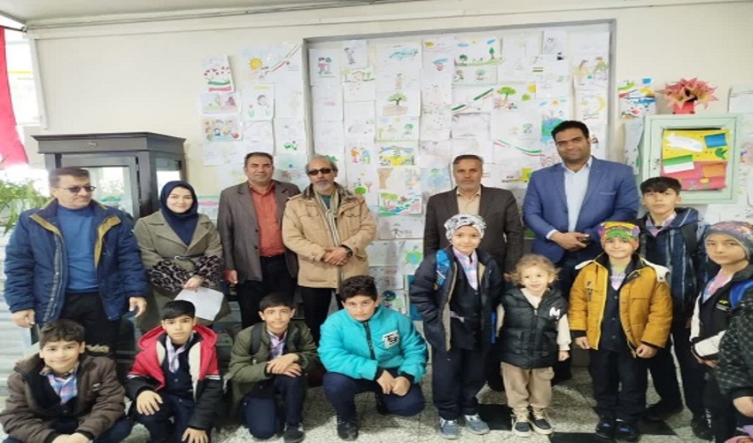 تجلیل از نهالکاری دانش آموزان شازندی