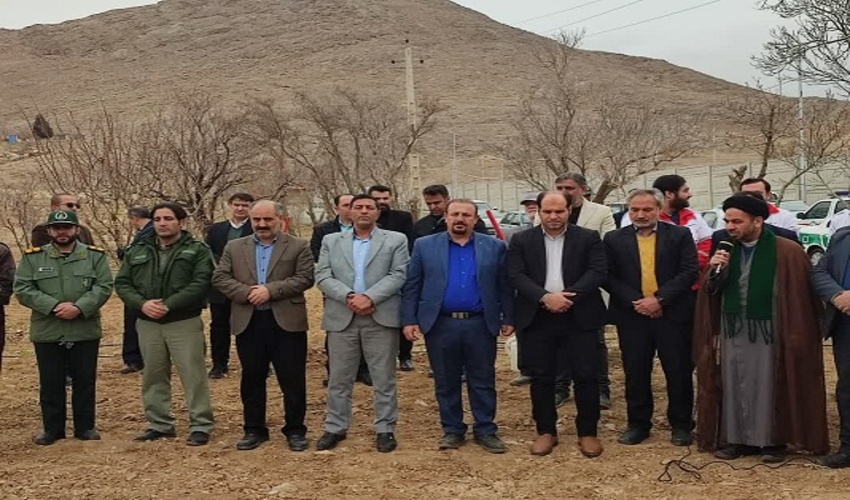 برگزاری پویش درختکاری در پارک بوجه خمین