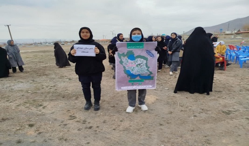 برگزاری گسترده‌ پویش درختکاری در روستای قدمگاه شازند