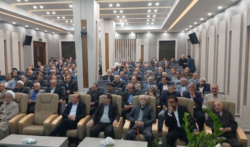 پیام تسلیت رئیس سازمان منابع طبیعی و آبخیزداری کشور به مناسبت درگذشت پدر حرای ایران