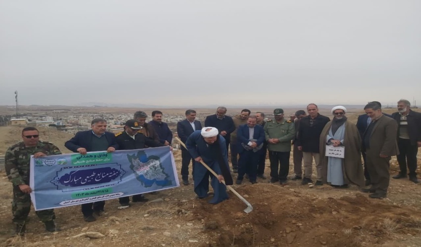برگزاری پویش درختکاری "درخت جان ایران " در آشتیان