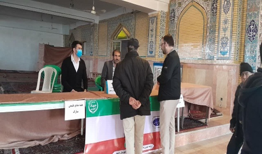 برگزاری میز خدمت منابع طبیعی و آبخیزداری در مصلی دلیجان